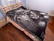 Load image into Gallery viewer, Lion Woven Blanket &quot;Lion Space&quot;